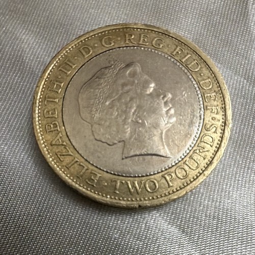 2014 two pounds - £2, coin